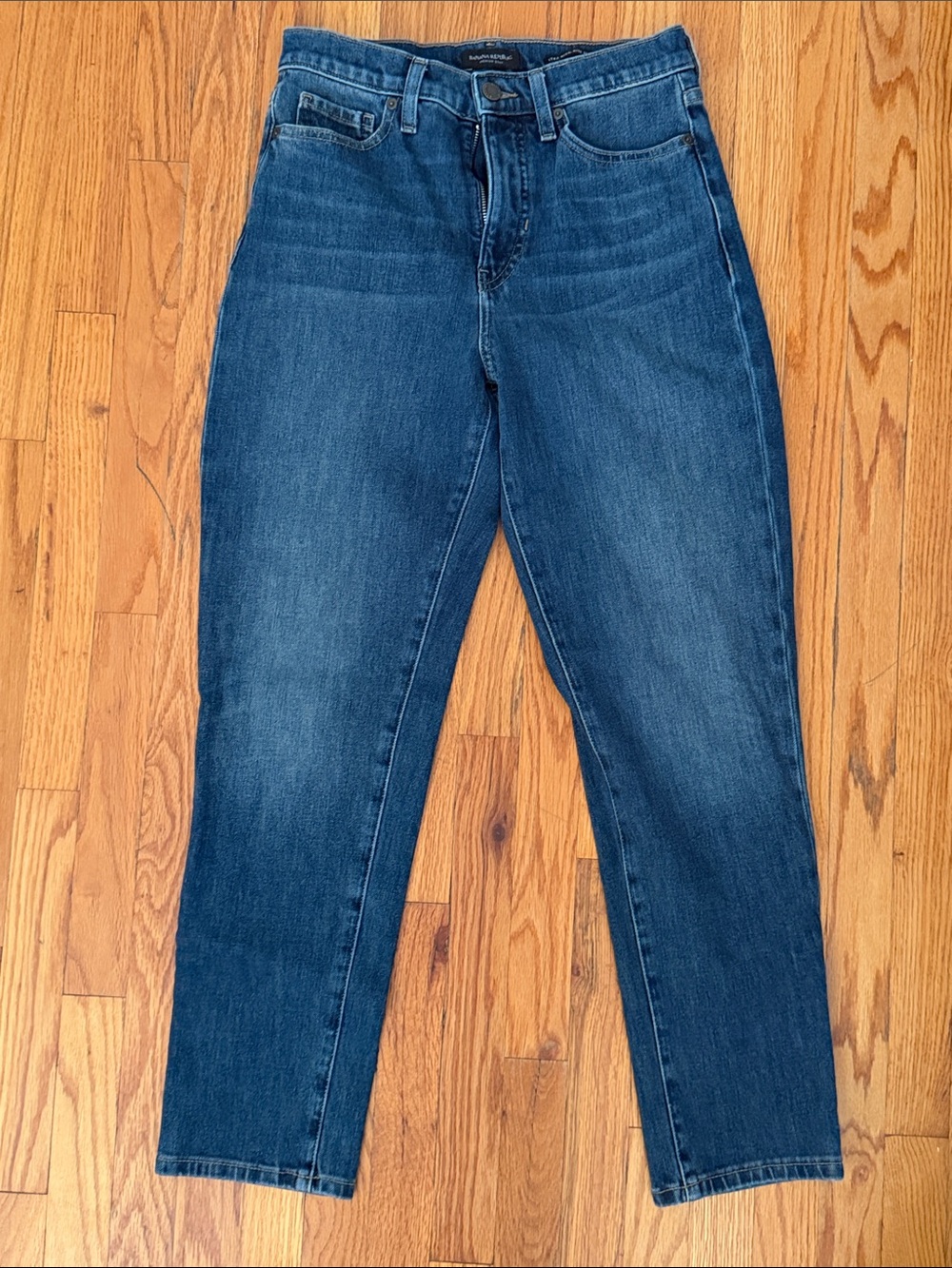 Banana Republic High-Rise Straight Jeans in Dark Blue Wash